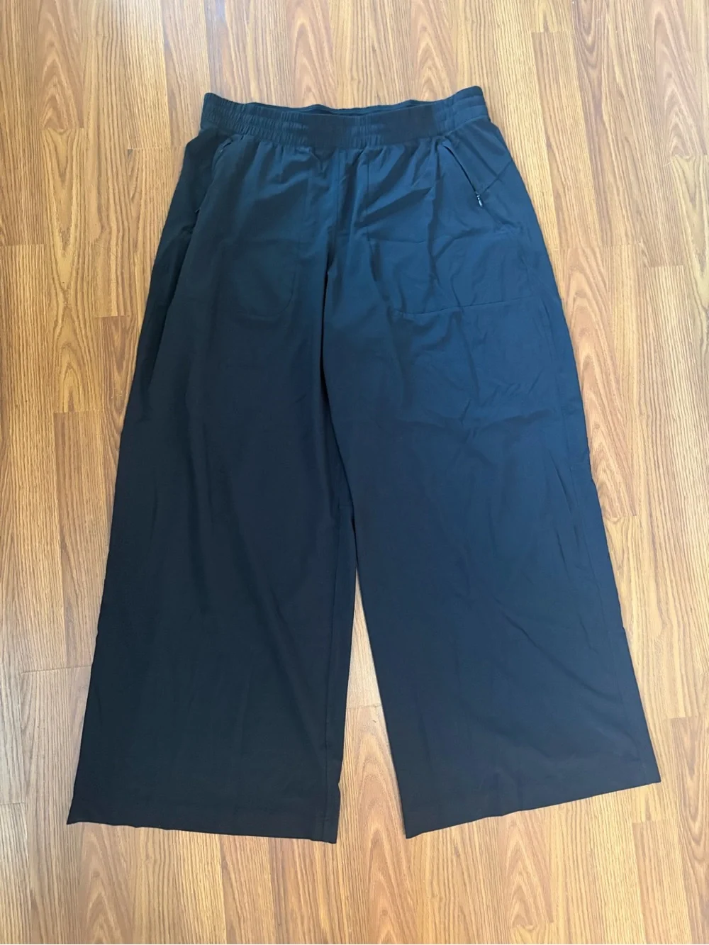 Lululemon Wanderer Crop Athletic Performance Culotte Black 14 Tall